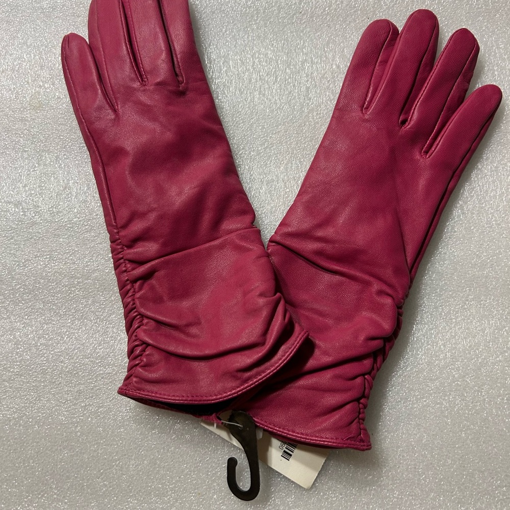 Express Fuchsia Leather Gloves size s/m